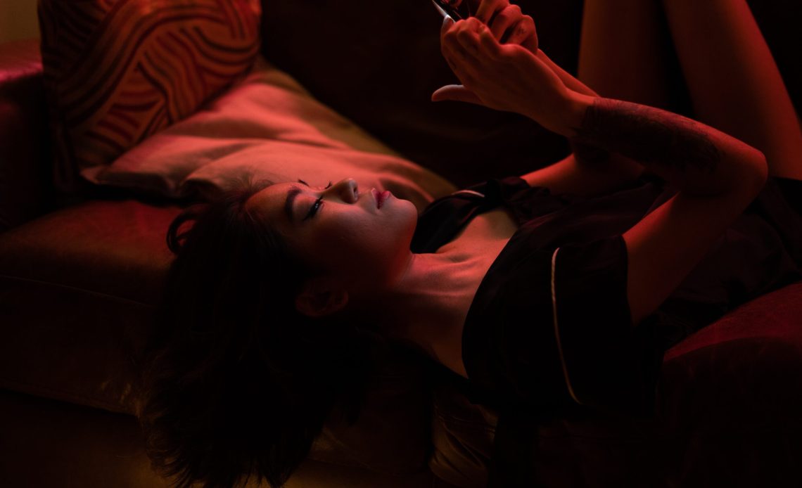 cottonbro-studio-choper-femme-chinoise-xlovecam