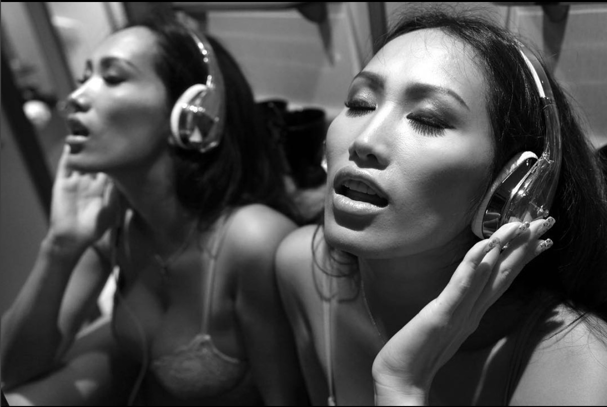 Angie Vu Ha - instagram - modern milf - 4