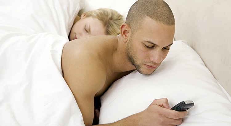 cheating-relationship-single-modern-milf