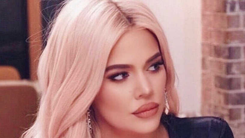 Khloe Kardashian_metamorphose-modern-milf
