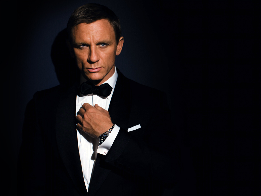 Top 10 des meilleurs coachs en séduction - james bond - modern milf