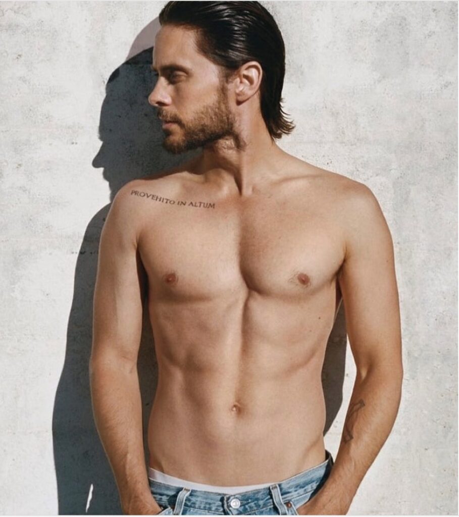 Jared-Leto-homme-40-ans-sexy-40etplus