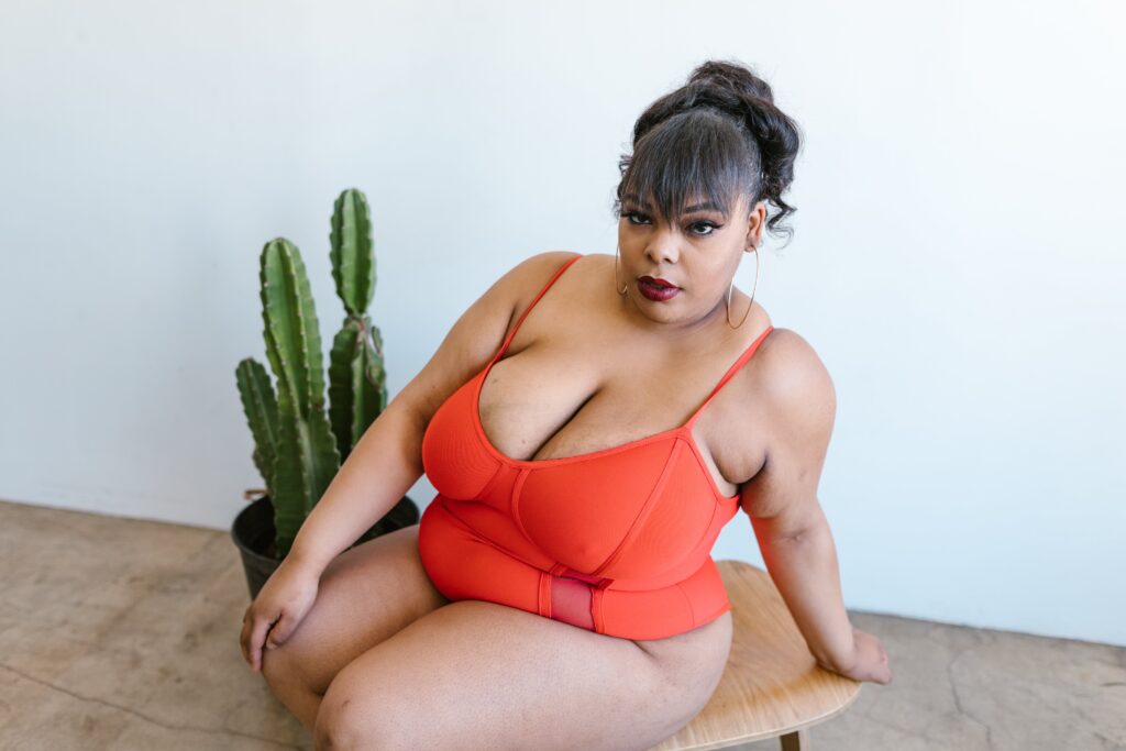 rdne-stock-project-femme-curvy-sexy-compliments-xlovecam