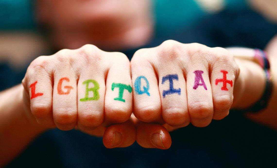 pexels-mccutcheon-lexic-gender-sessualità-lgbtqia-xlovecam