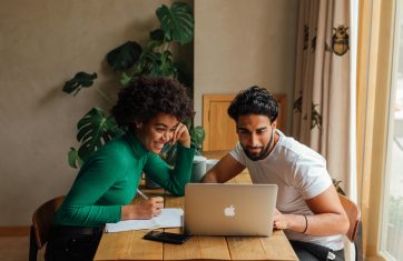 drague-séduction-bureau-lieu-de-travail-xlovecam