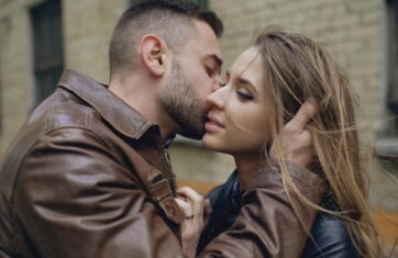 pexels-silverkblack-sait-on-encore-aimer-en-2026-couple-xlovecam